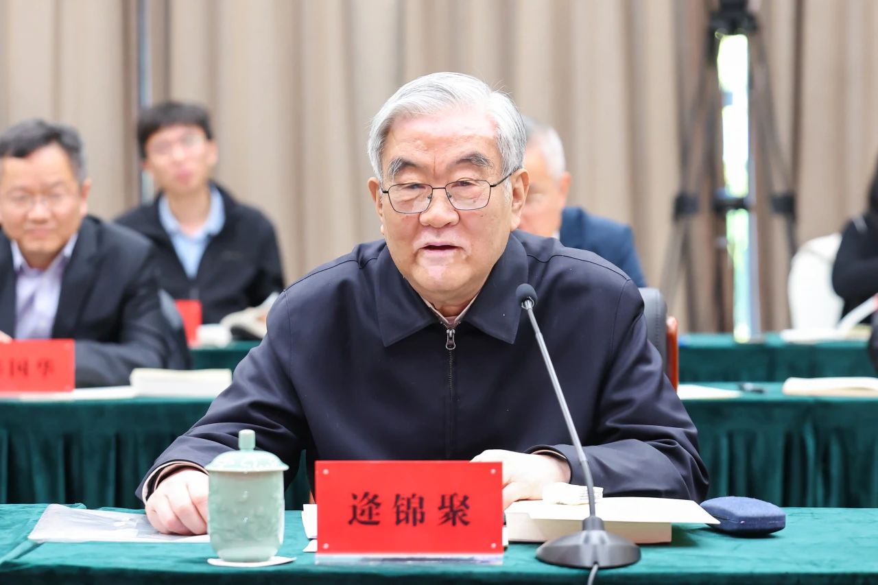 7b0d29c5023d42188bbb1334ed638671.jpg ff0aa8e1547415d9200df4b5dda3c22e.jpg