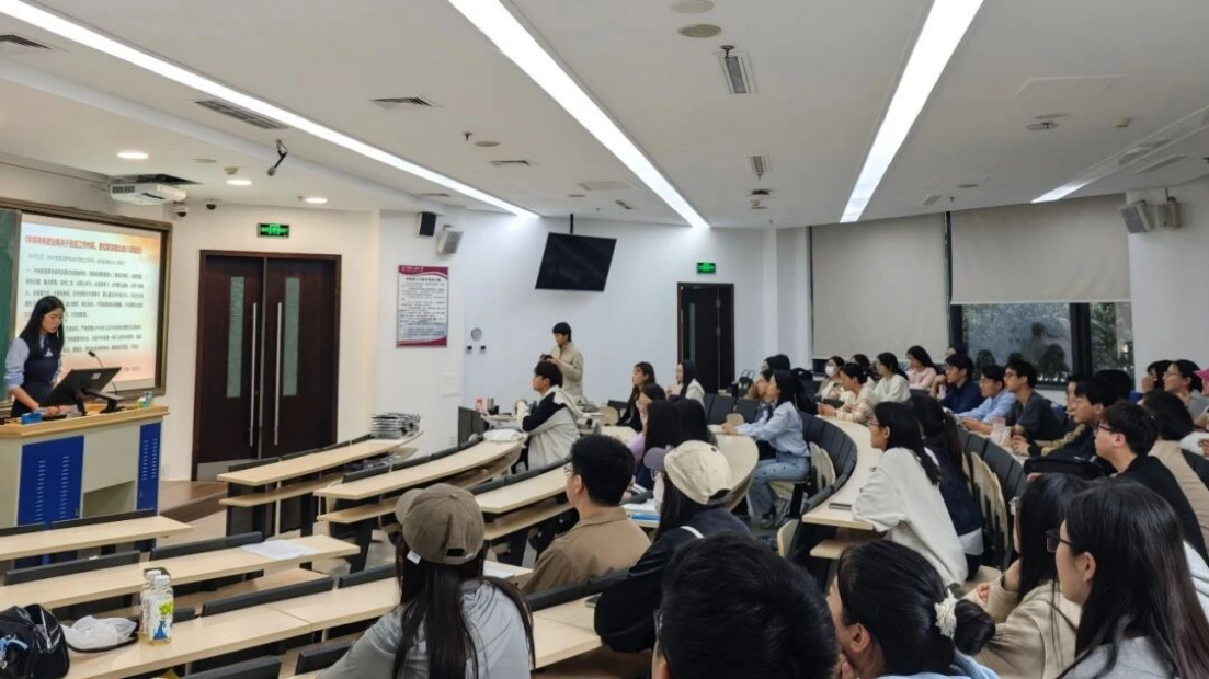 4f4e03a5fc034d2c80b941883cea8a9b.png image.png