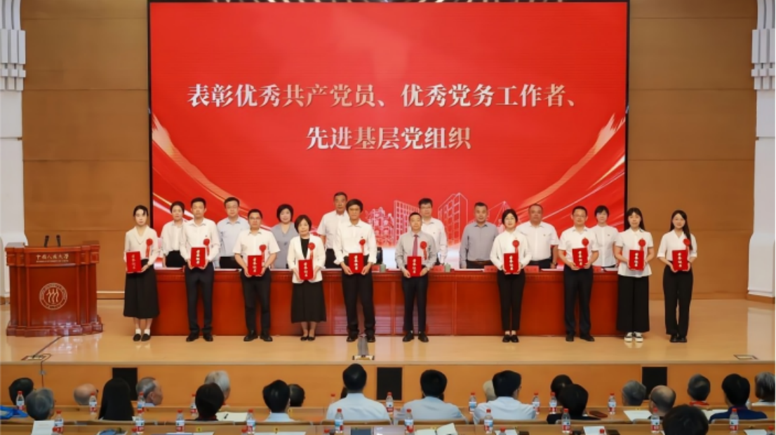 a0706c61b25243388b3b372cf4242271.png image.png